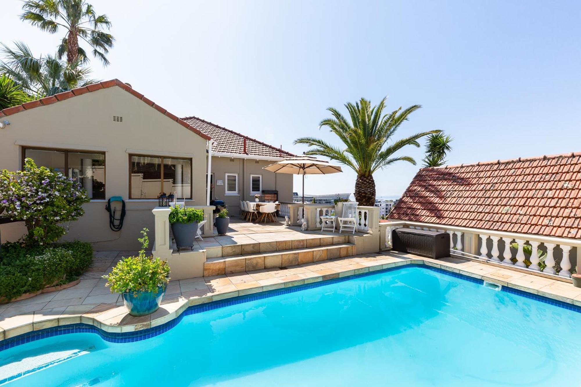 Spacious And Comfortable Green Point Villa Cape Town Exterior photo